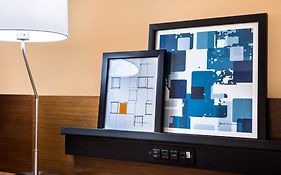 Fairfield Inn & Suites By Marriott Orlando East/Ucf Area